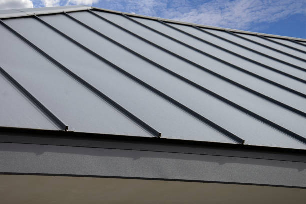 Best Emergency Roof Repair Services  in St Peter, WI